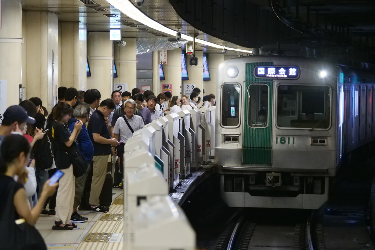 京都市交通局  10系 1111F