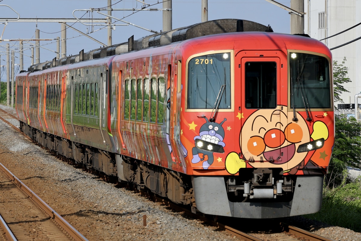 JR四国 高知運転所 2700系 2701