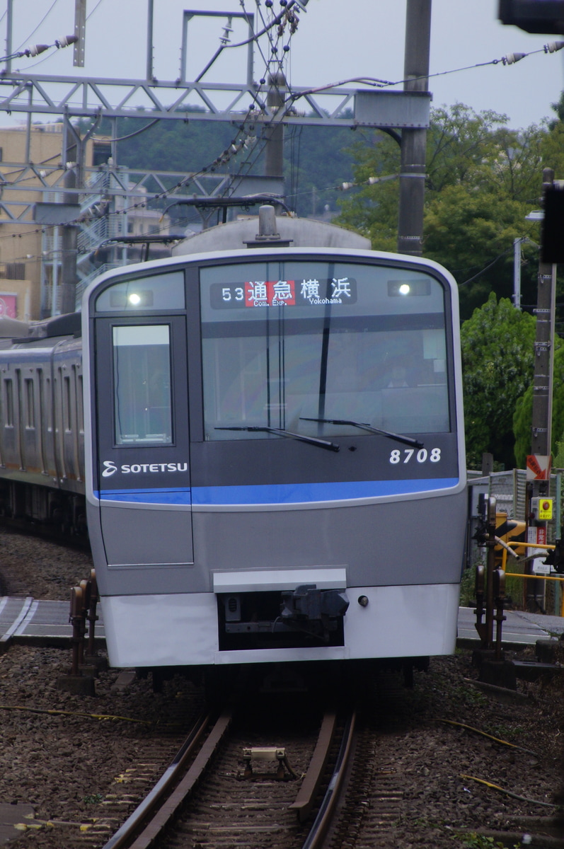 相模鉄道 かしわ台車両センター 8000系 8708f