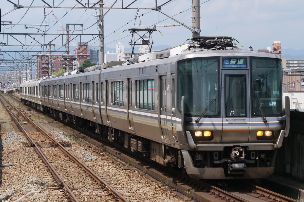 JR西日本  223系 R209編成