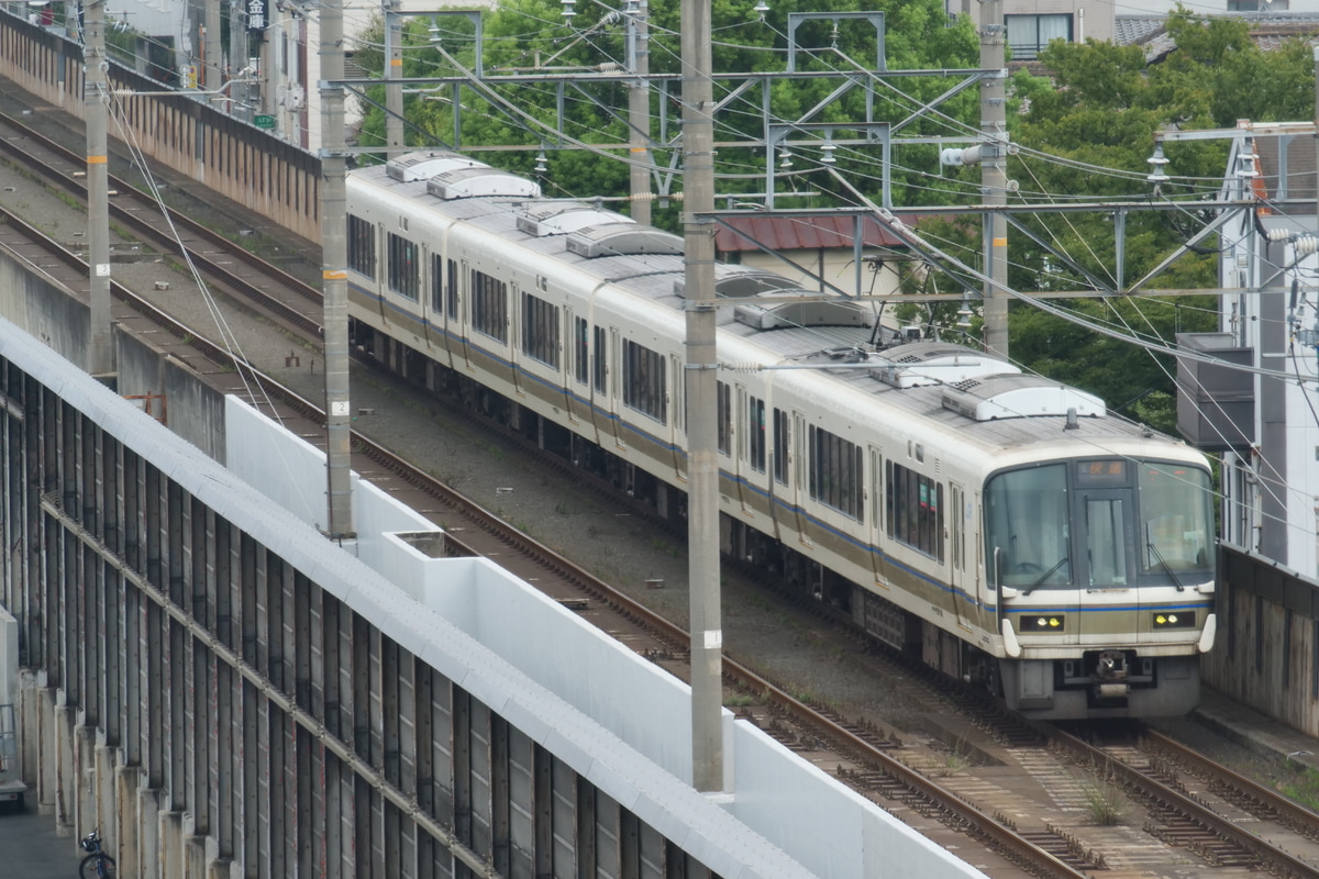 JR西日本  221系 K06編成