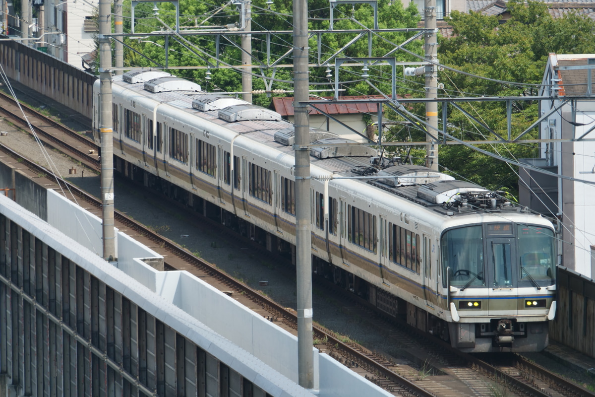 JR西日本  221系 K14編成