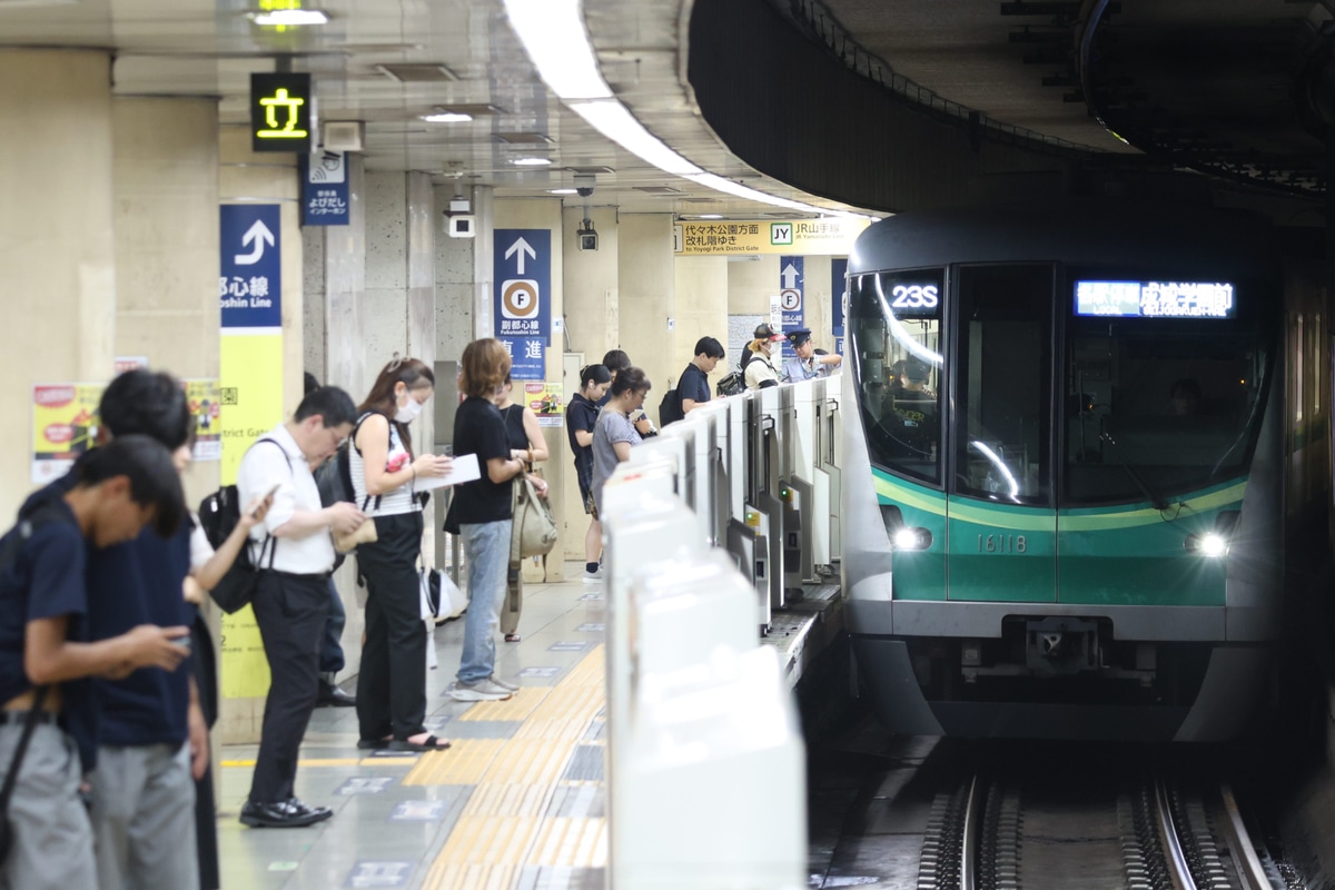 東京メトロ 綾瀬検車区 16000系 16118F