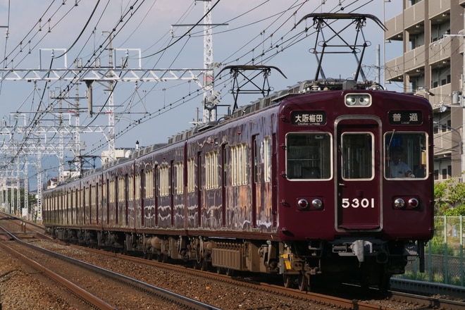 正雀車庫5300系5301Fを茨木市～南茨木間で撮影した写真