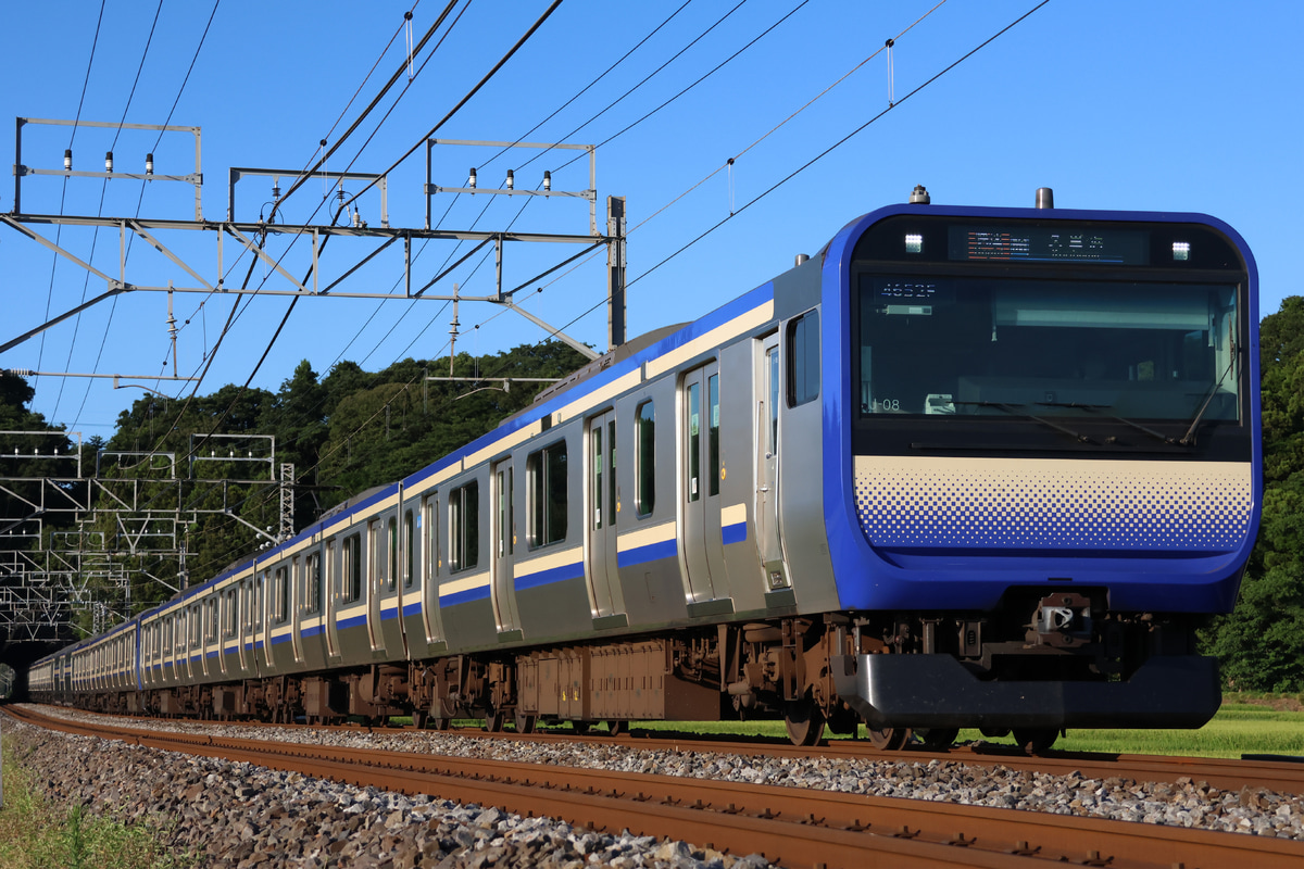 JR東日本  E235系 J-08編成