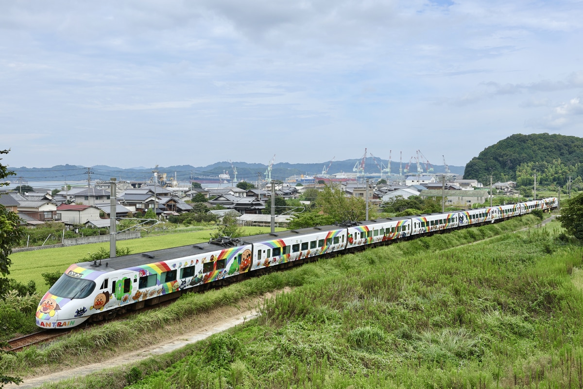 JR四国 松山運転所 8000系 L3編成