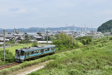 JR四国7000系7001を大西～伊予亀岡間で撮影した画像
