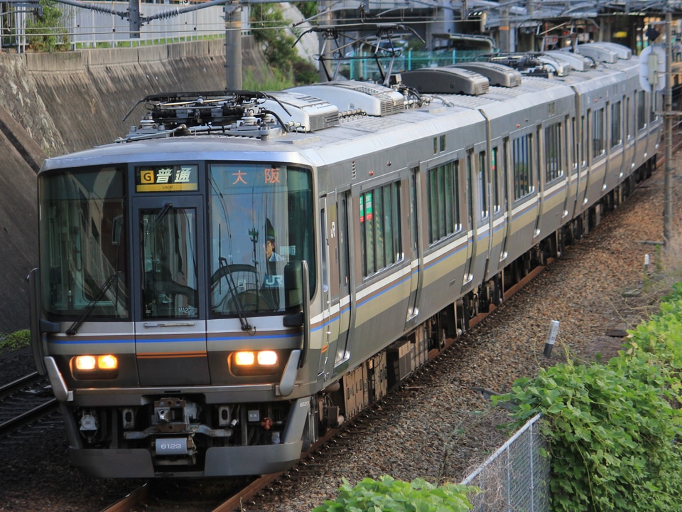JR西227系A20編成<br class="br-sp" />(ヒロA20編成)の写真