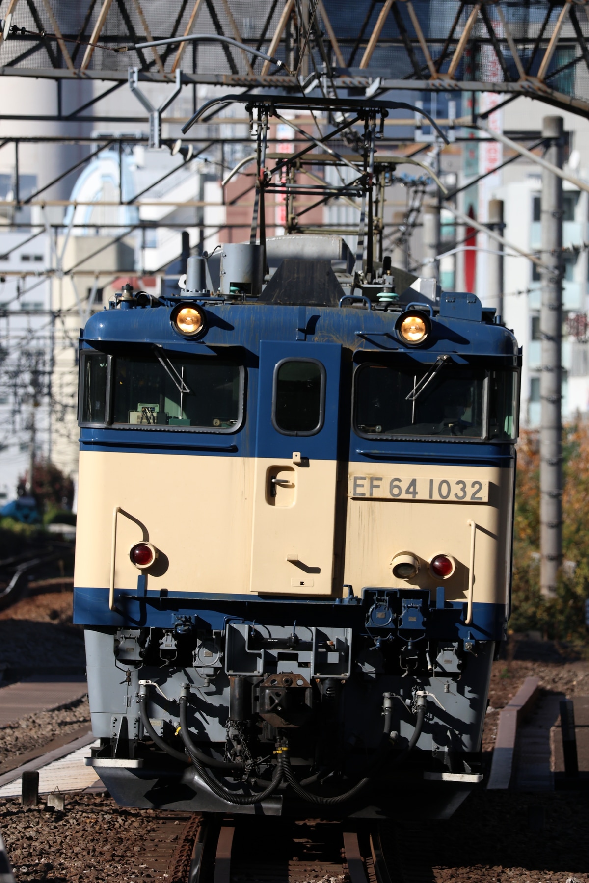 JR東日本 新潟車両センター EF64 EF64-1032