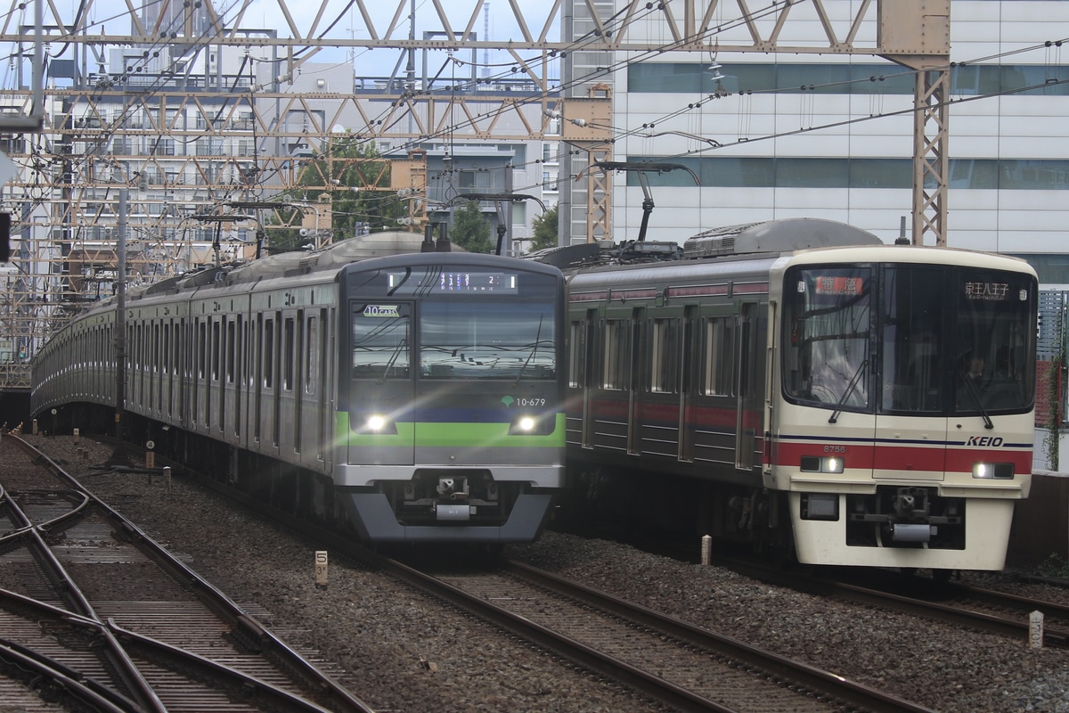 京王電鉄 若葉台検車区 8000系 8706F