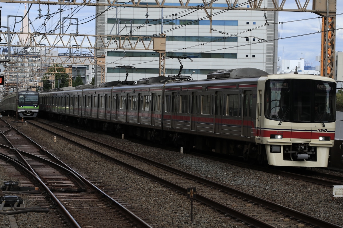 京王電鉄 若葉台検車区 8000系 8705F