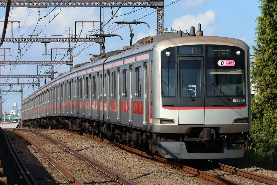 横田 東急】5050系5158Fへハチ公生誕100周年記念ヘッドマーク取り付け