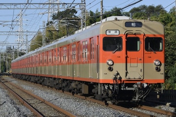 東武鉄道8000系8111Fを七里～岩槻間で撮影した画像