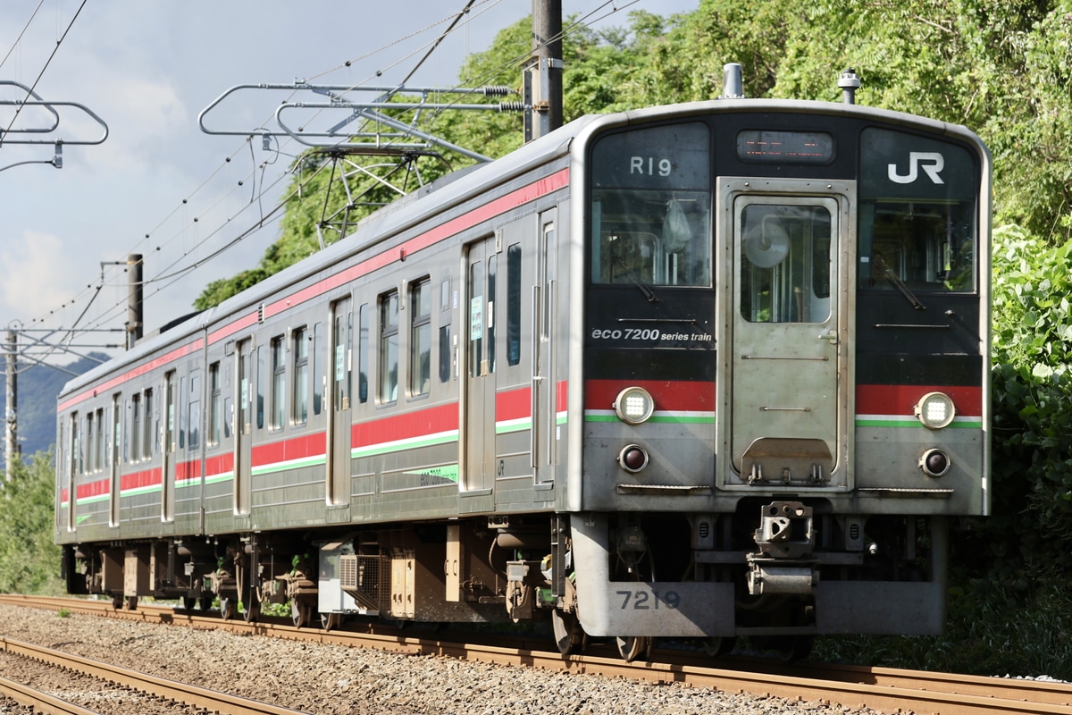 JR四国 高松運転所 7200系 R19編成