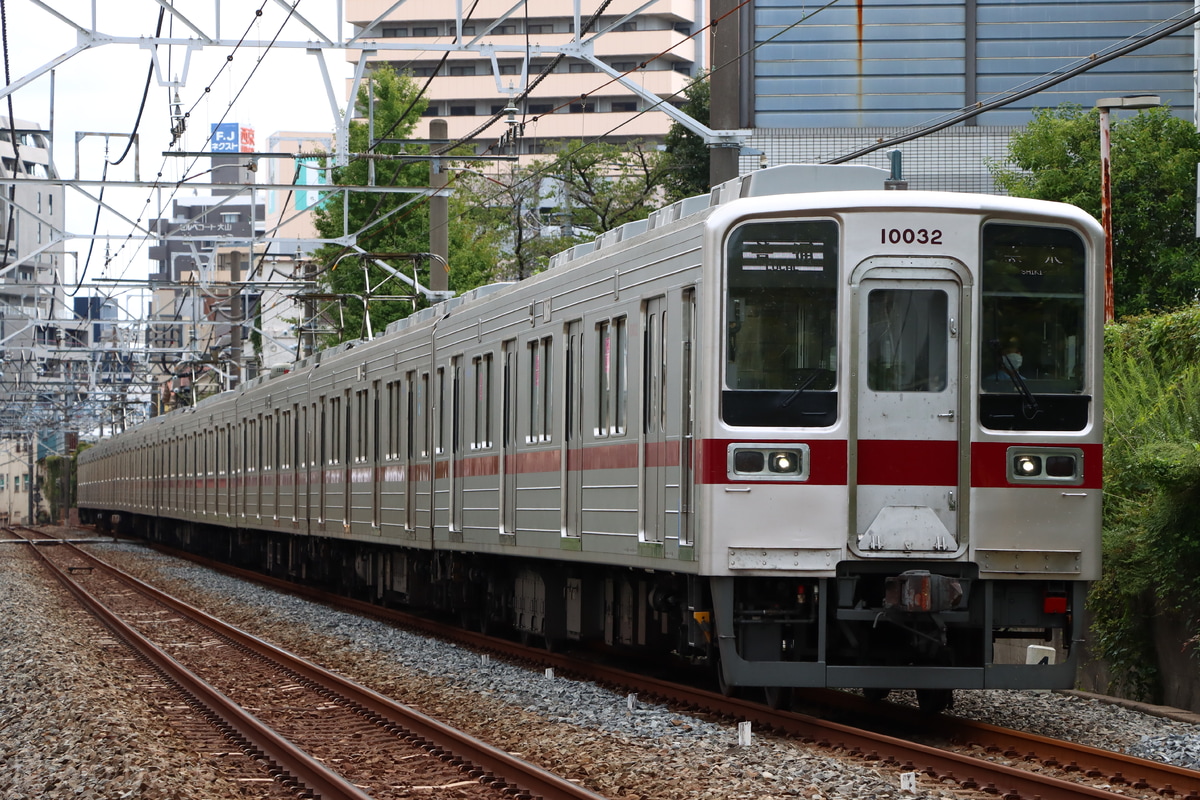 東武鉄道 森林公園検修区 10030系 11032f