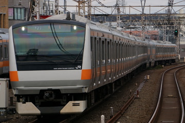 JR東日本E233系トタH54編成を吉祥寺駅で撮影した画像