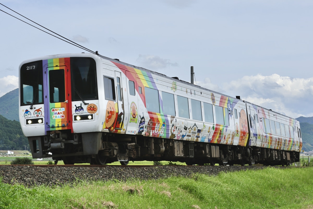 JR四国 松山運転所 2000系 2117