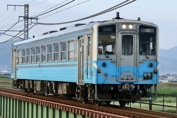 JR四国キハ54形8を北伊予～市坪間で撮影した画像