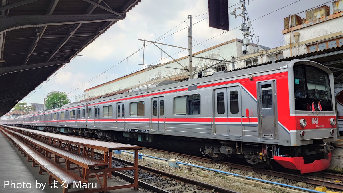 KAI Commuter  JR East seri 205 101