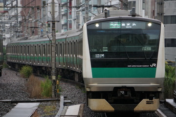 JR東日本E233系ハエ138編成を恵比寿駅で撮影した画像
