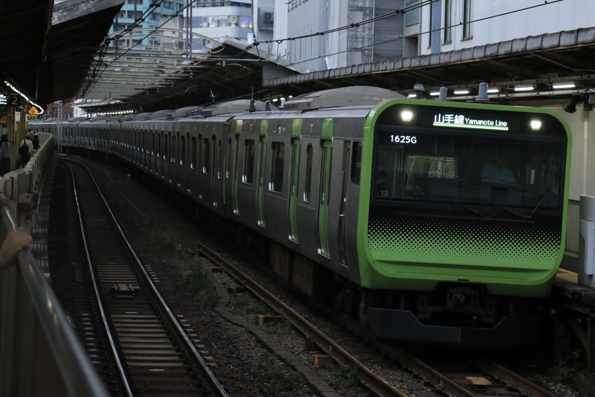 JR東日本 東京新幹線車両センター E235系 トウ13編成