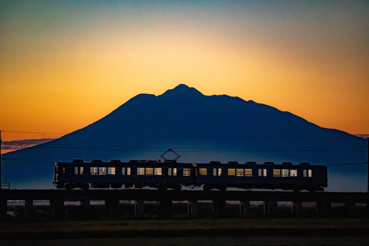 弘南鉄道 平賀検車区 7000系 