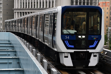 ゆりかもめ7500系7541Fを汐留駅で撮影した画像