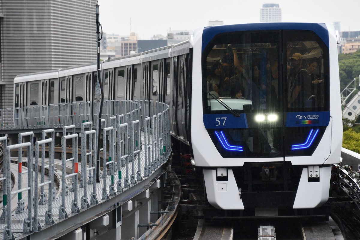 ゆりかもめ ゆりかもめ車両基地 7500系 7571F