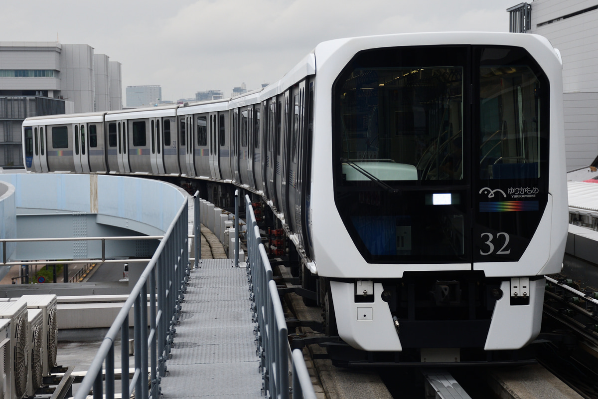 ゆりかもめ ゆりかもめ車両基地 7300系 7321F