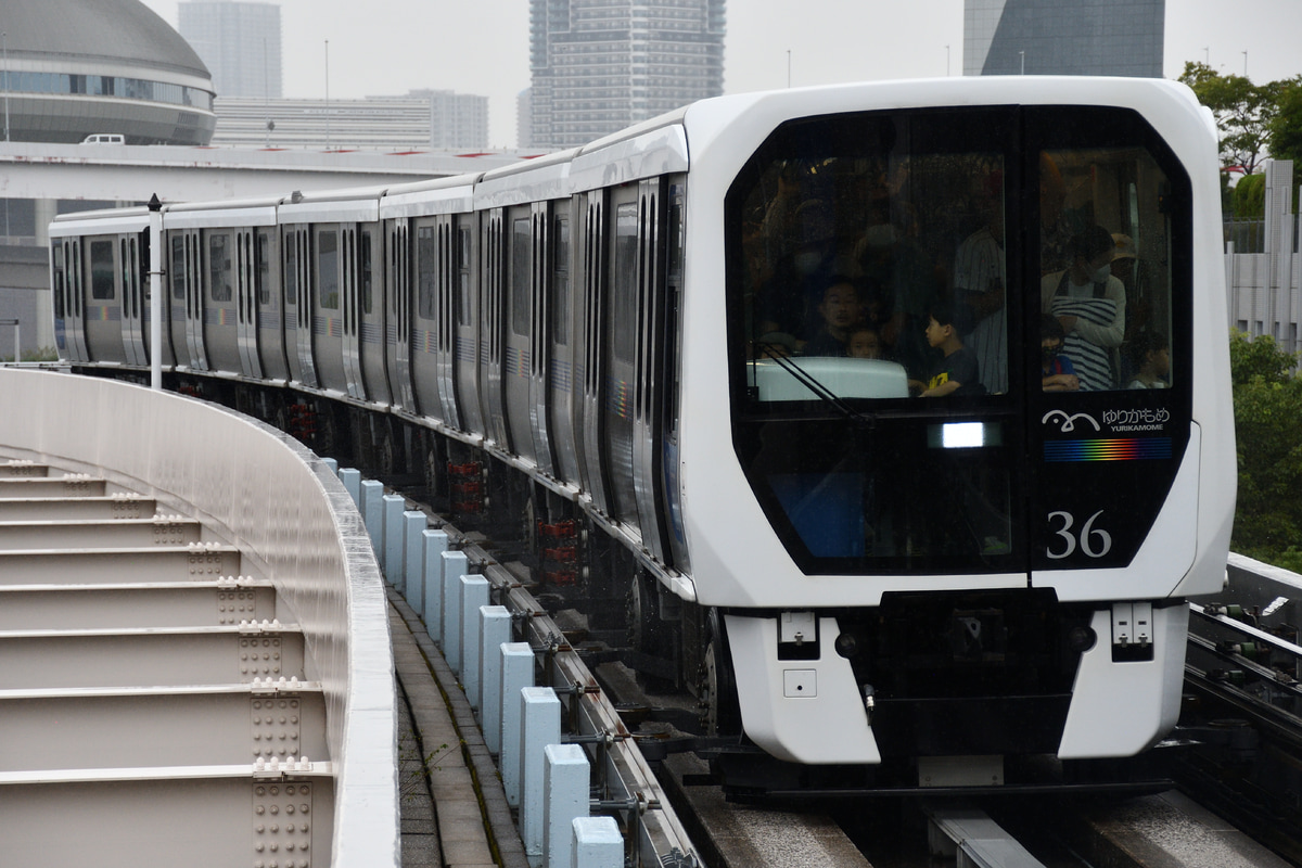 ゆりかもめ ゆりかもめ車両基地 7300系 7361F