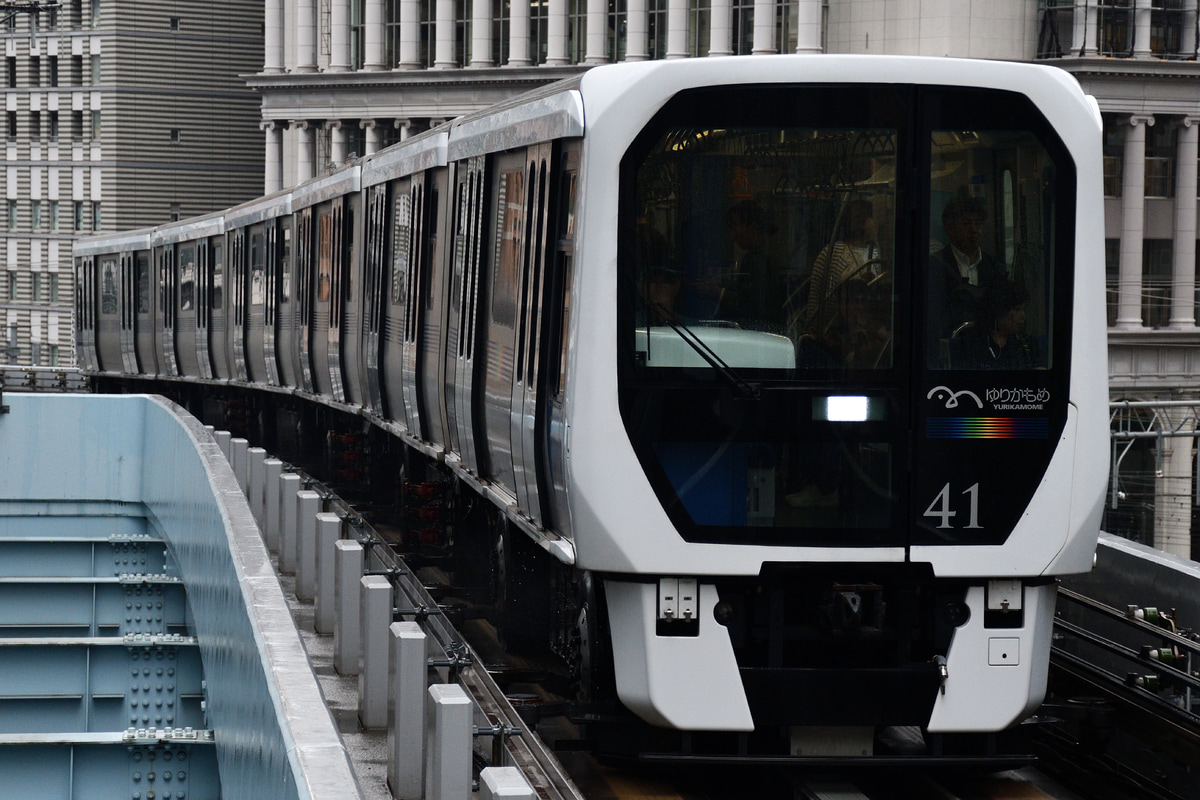 ゆりかもめ ゆりかもめ車両基地 7300系 7411F