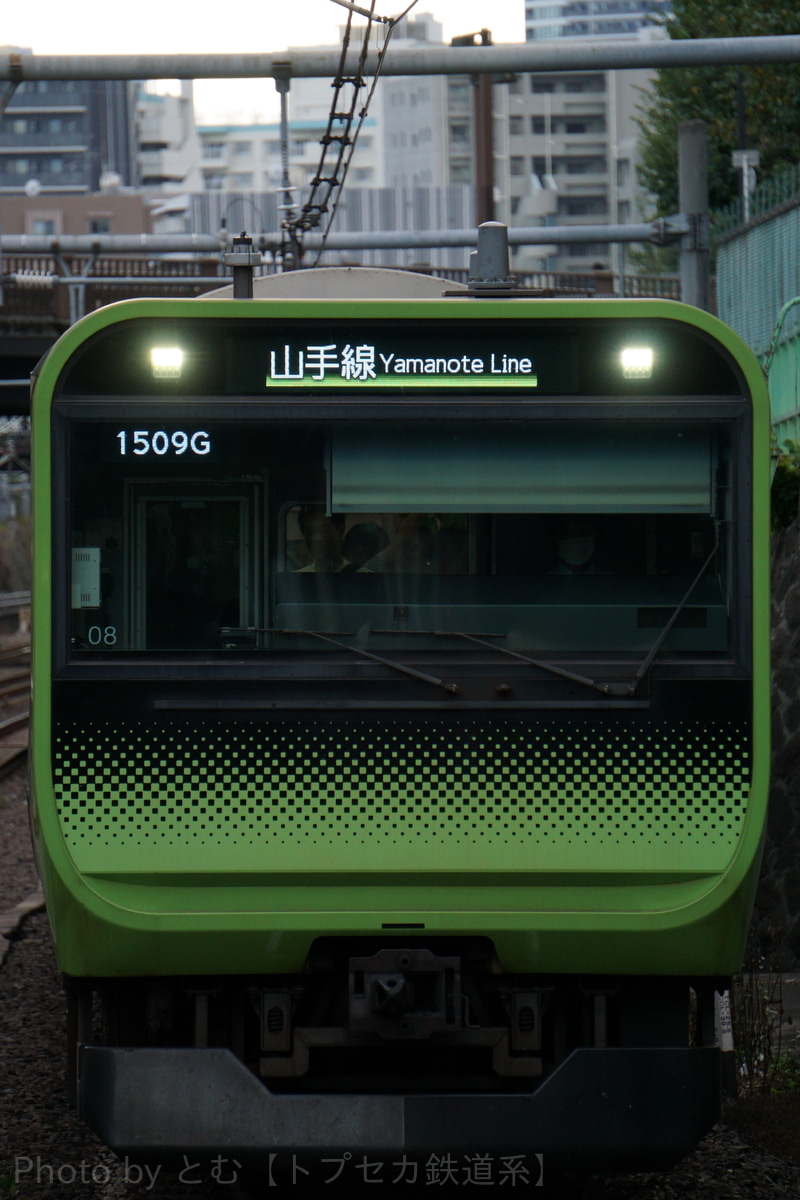 JR東日本 東京総合車両センター本区 E235系 トウ08編成