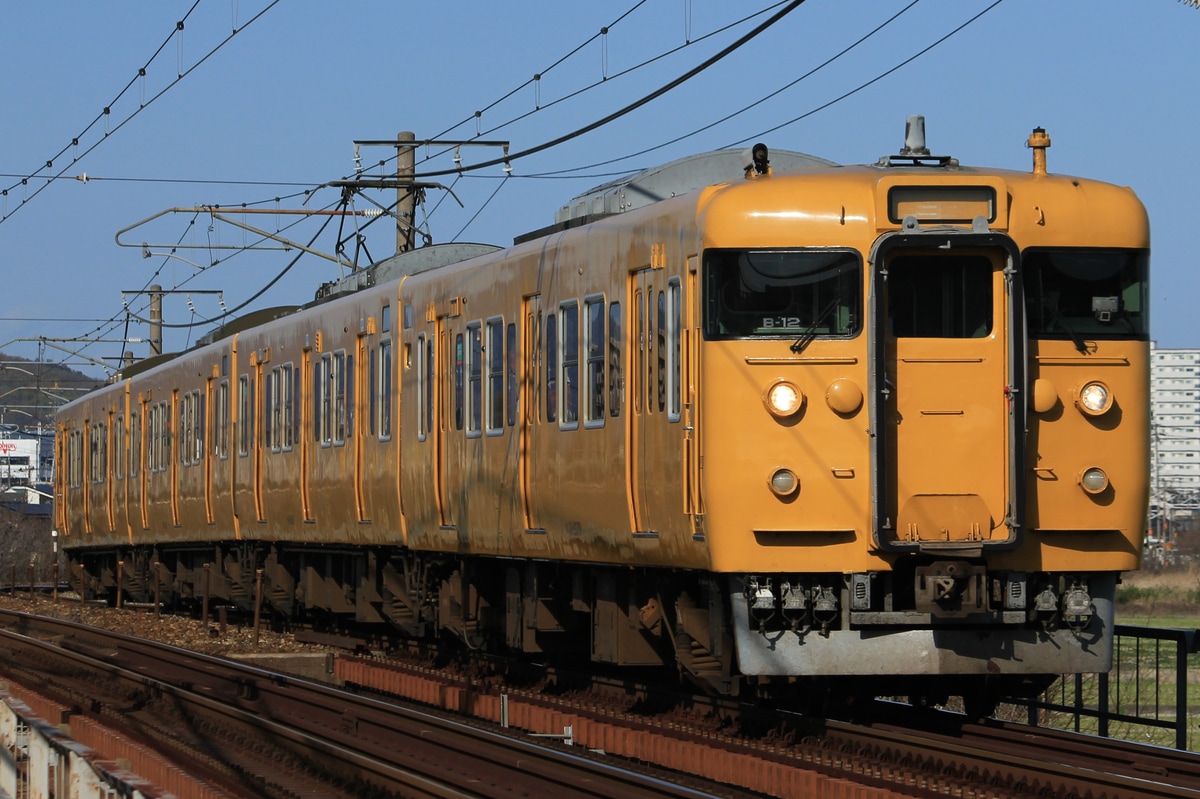 JR西日本  113系 B12編成