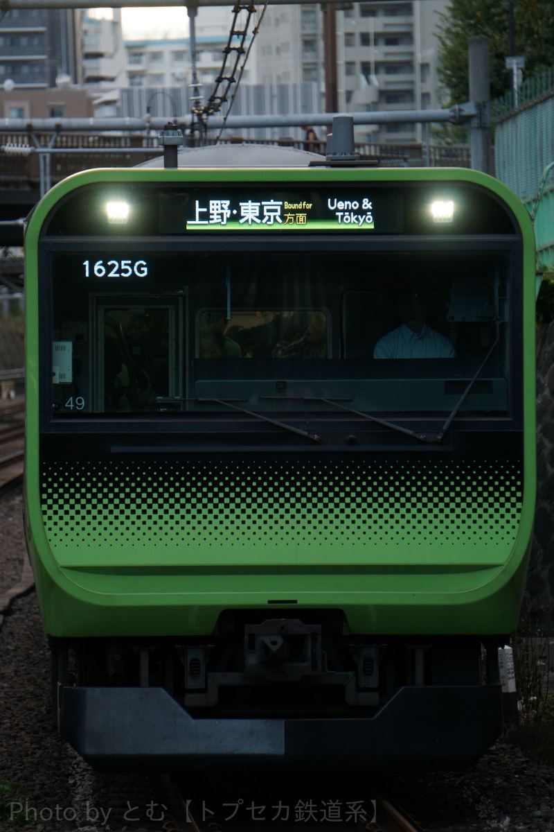 JR東日本 東京総合車両センター本区 E235系 トウ49編成
