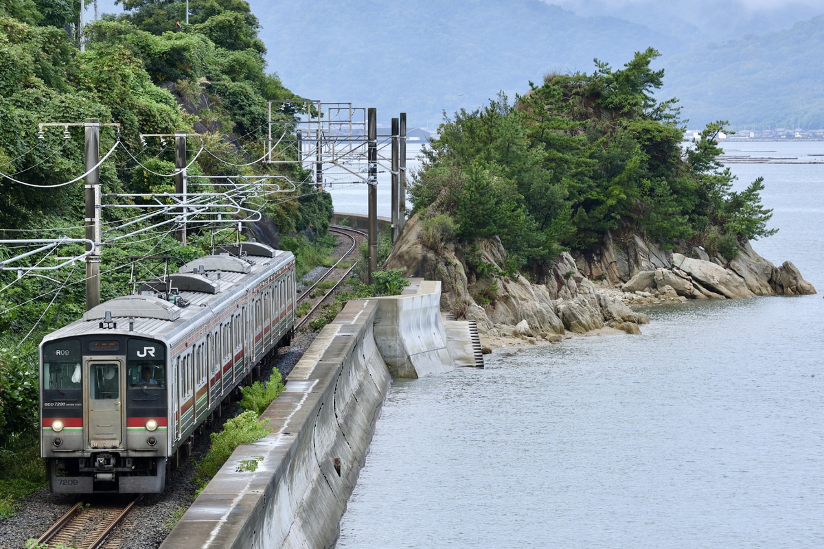 JR四国 高松運転所 7200系 R09編成