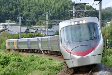 JR四国8000系L1編成を詫間～みの間で撮影した画像