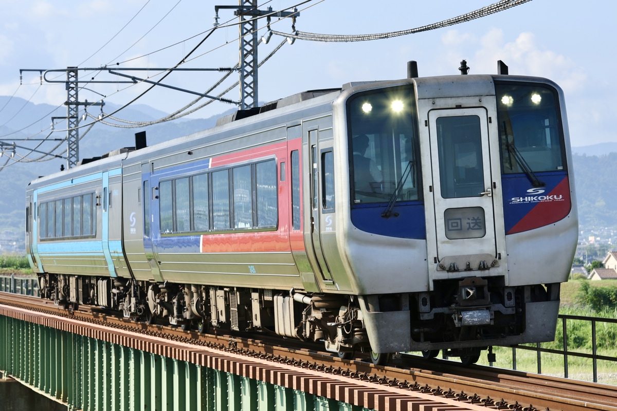 JR四国 松山運転所 N2000系 2426