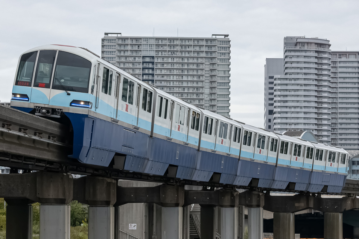 東京モノレール  10000形 10041F