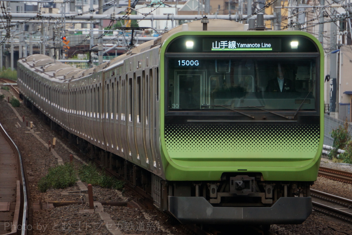 JR東日本 東京総合車両センター本区 E235系 トウ30編成