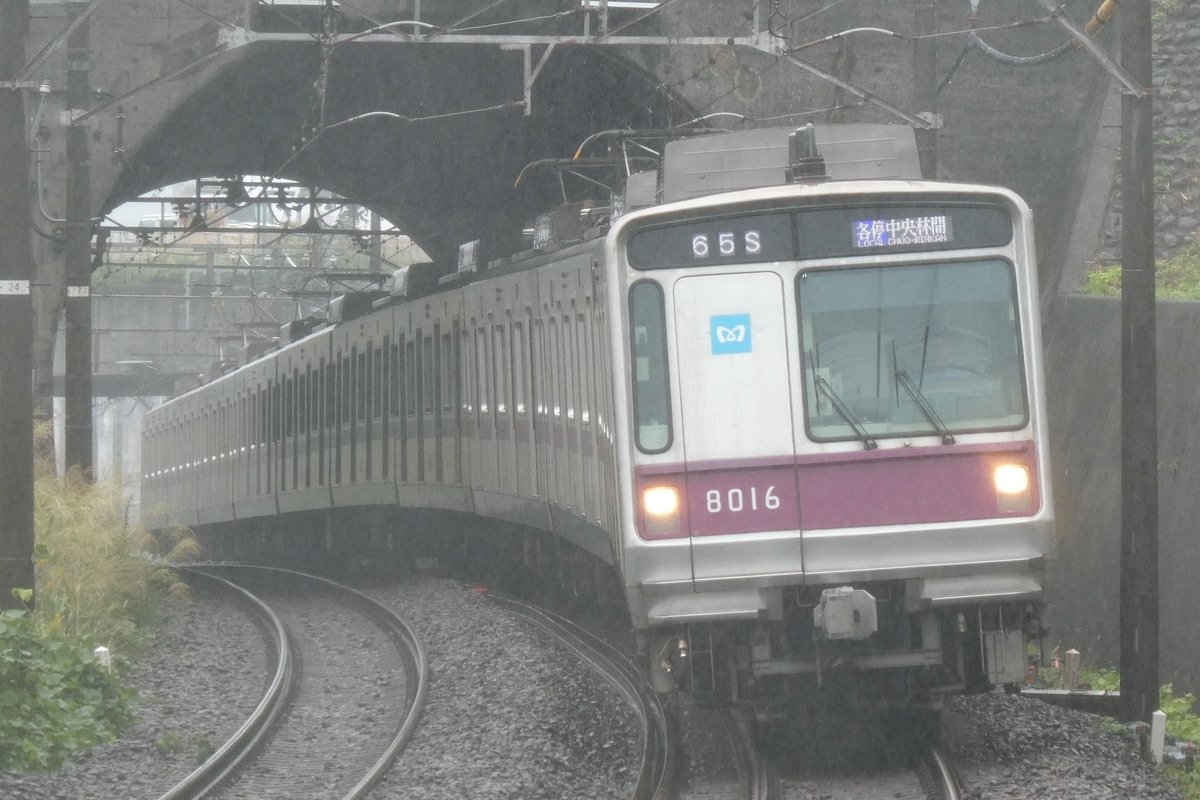 東京メトロ  8000系 8116F