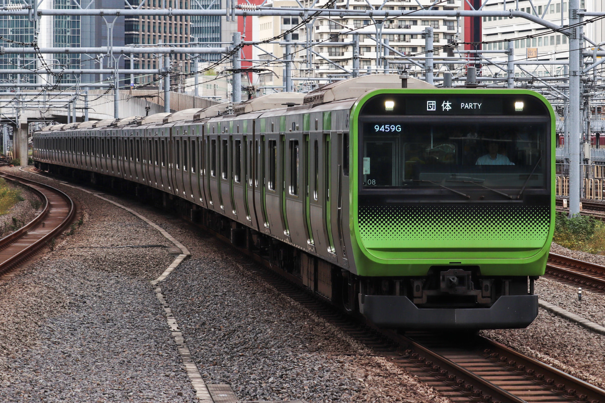 JR東日本  E235系 トウ08編成