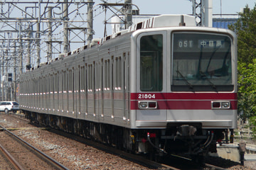 東武鉄道20000系21804Fを姫宮駅で撮影した画像