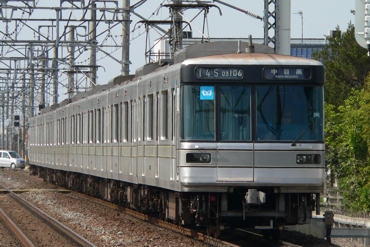 東京メトロ  03系 03-106F