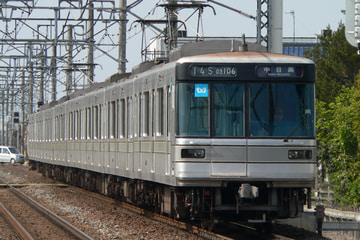 東京メトロ03系03-106Fを姫宮駅で撮影した画像