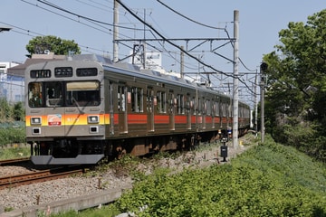 東急電鉄9000系9013Fを等々力～上野毛間で撮影した画像
