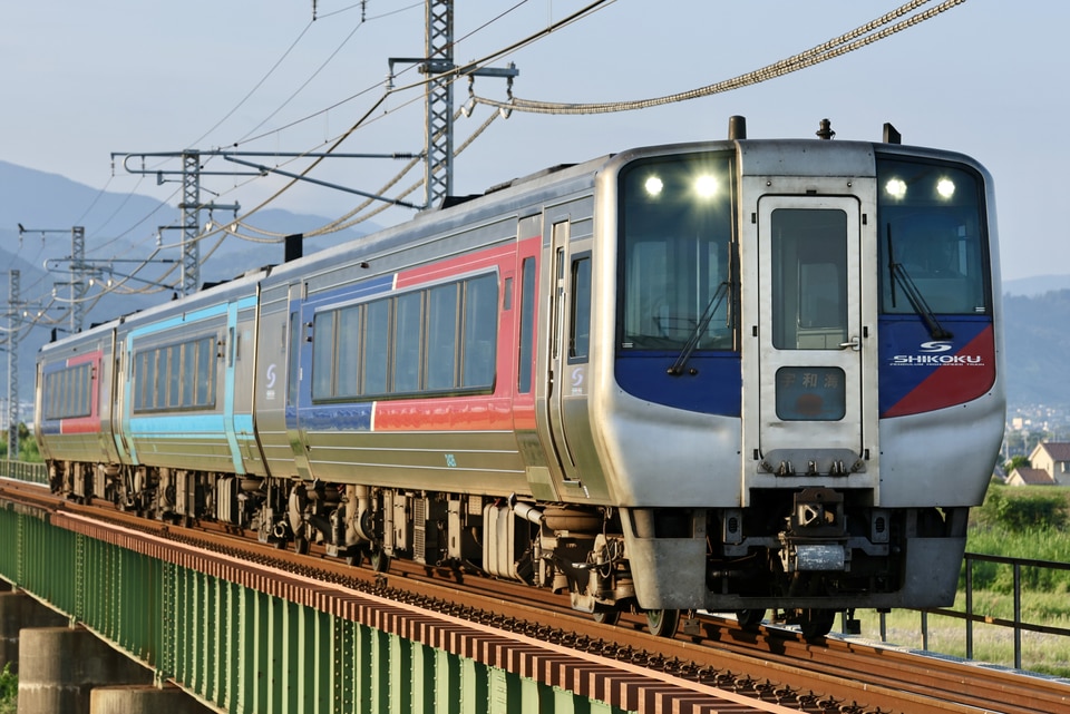 JR四2000系2426の写真