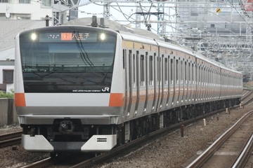 JR東日本E233系トタT18編成を高円寺駅で撮影した画像