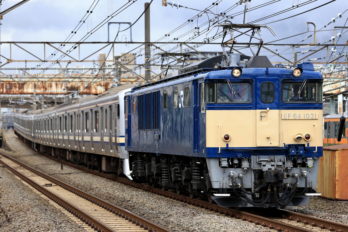 JR東日本 新潟車両センター EF64-1031 