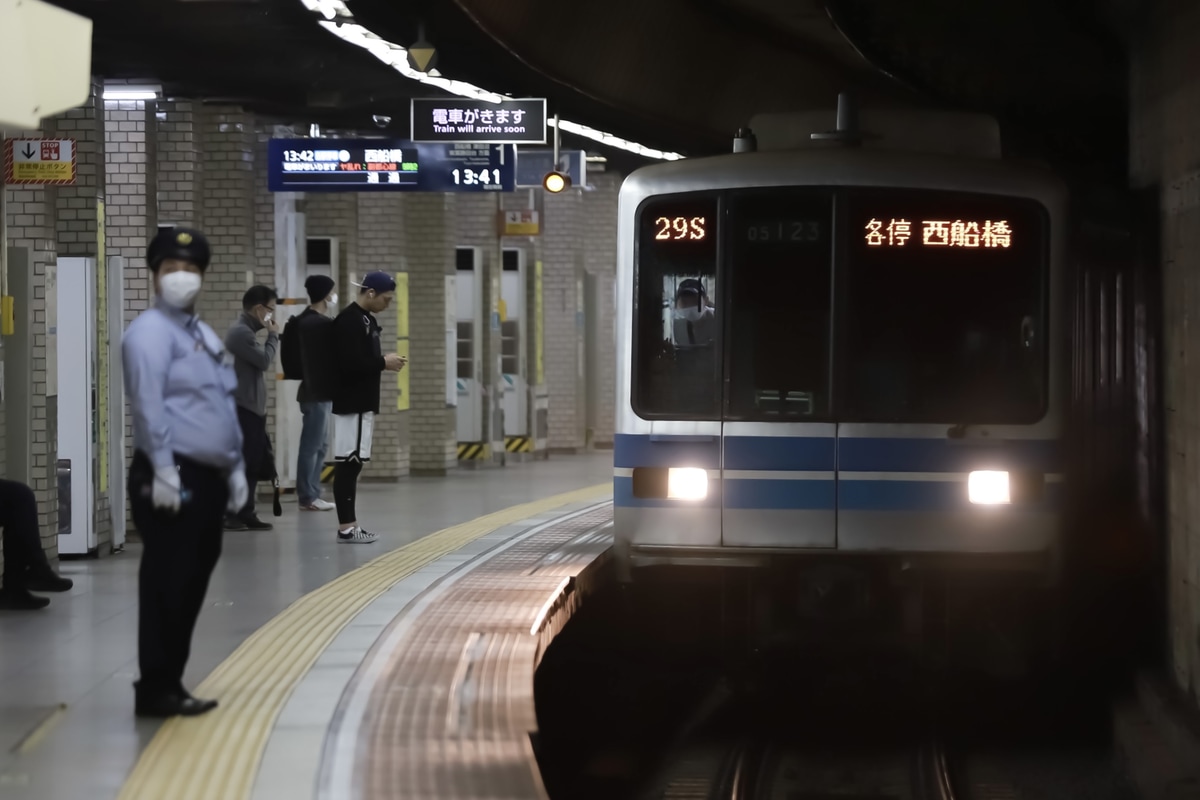 東京メトロ  05系 123F