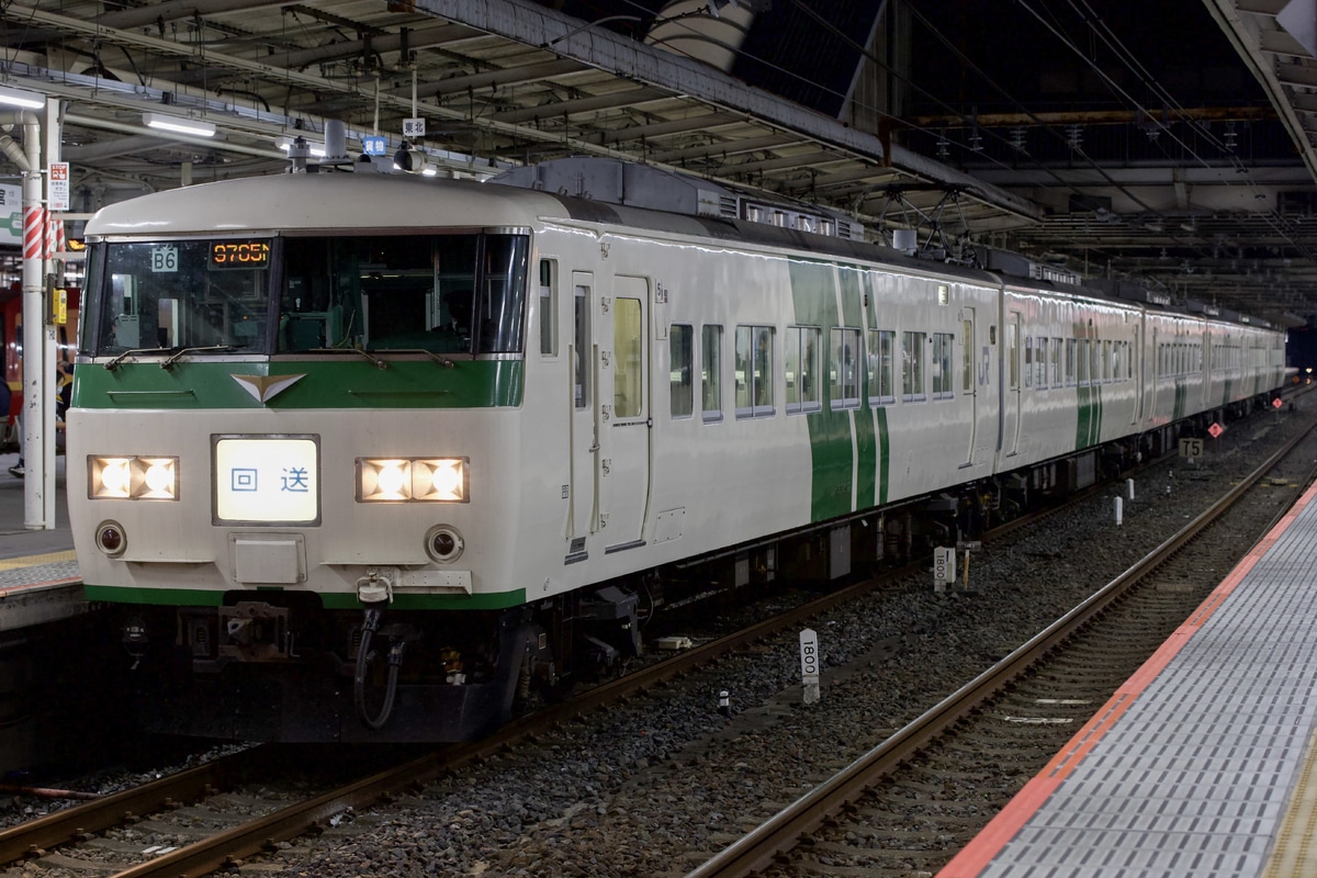 JR東日本 大宮総合車両センター東大宮センター 185系 B6編成